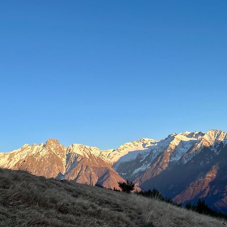 Nymphs Of Lake Como, House Of Harmony - Lake View Apartment 东戈 外观 照片