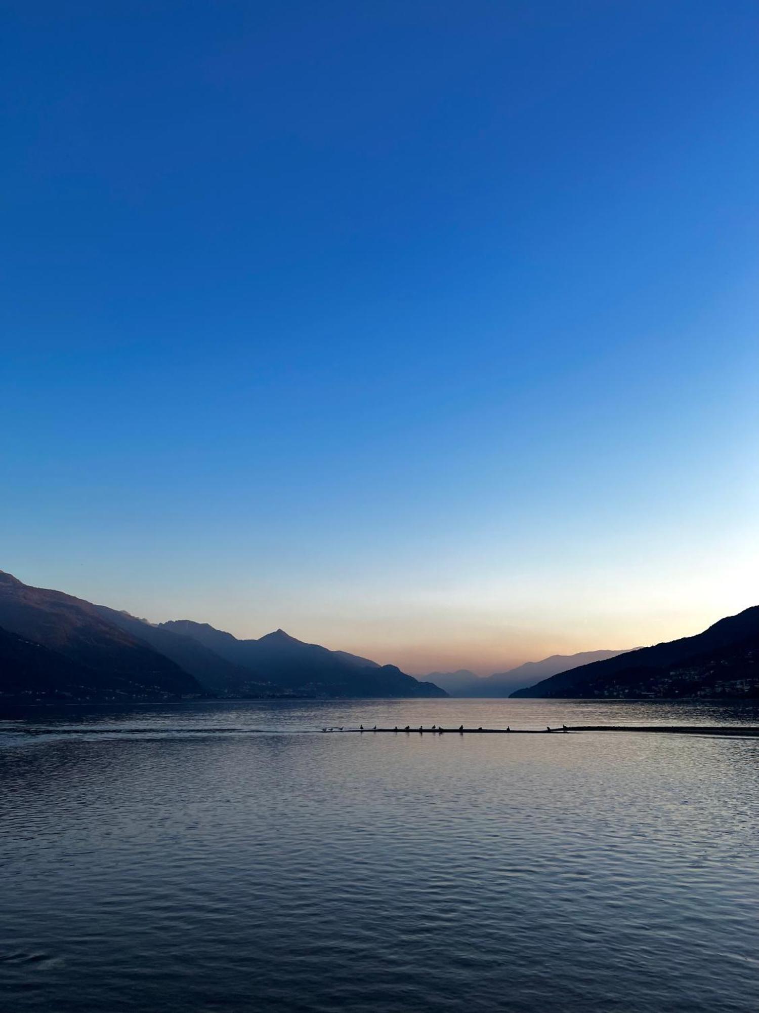 Nymphs Of Lake Como, House Of Harmony - Lake View Apartment 东戈 外观 照片